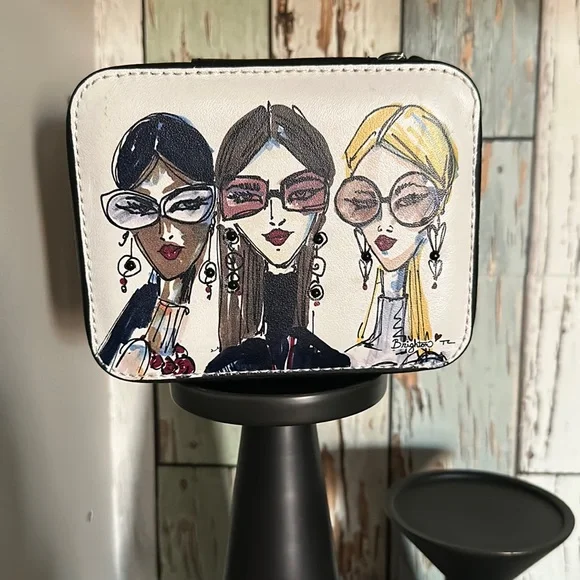 Brighton Jewelry / Cosmetic hardsided zip around bag - Picture 1 of 10